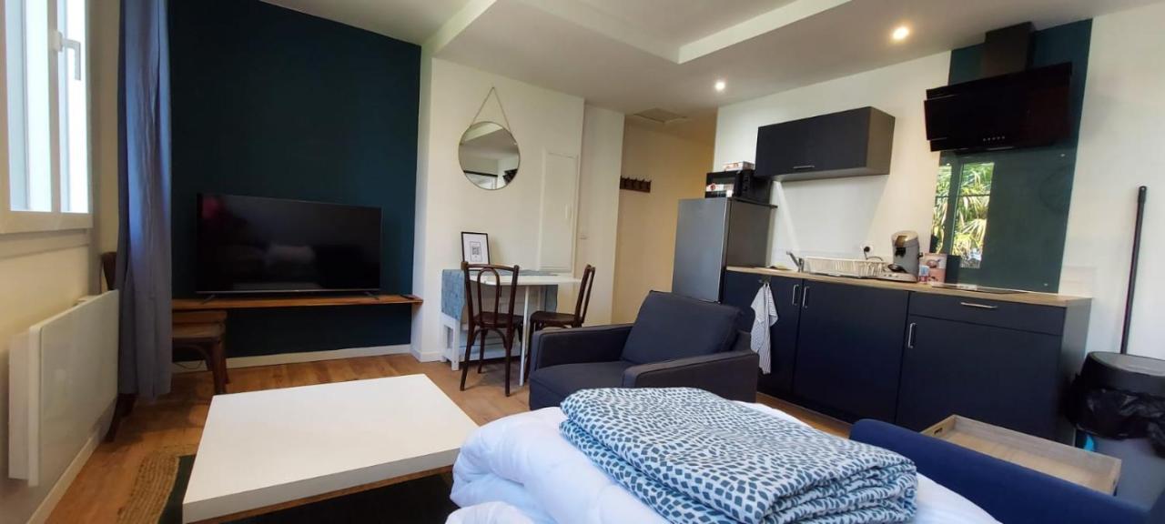 T2 Cosy Proche Gare Et Centre Ville - Parking Gratuit A Proximite Lourdes Bagian luar foto